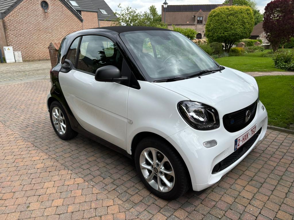 Smart Fortwo Coupé EQ 17.6 kWh Passion - Airco - Bluetooth, Autos, Achat, 2 places, Tissu, ForTwo