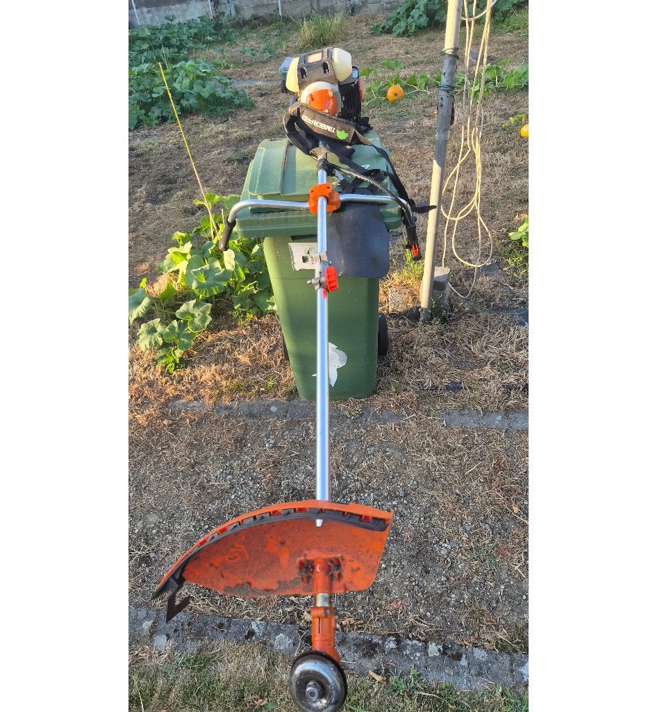 TIMBERPRO Professionele Bosmaaier, Tuin en Terras, Ophalen, Gebruikt, 30 tot 50 cm, Benzine