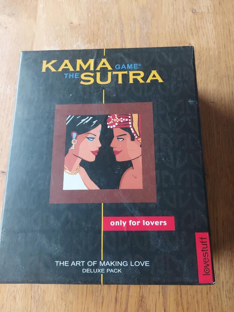 Gezelschapsspellen + kama sutra, Hobby en Vrije tijd, Gezelschapsspellen | Bordspellen, Ophalen of Verzenden, Zo goed als nieuw