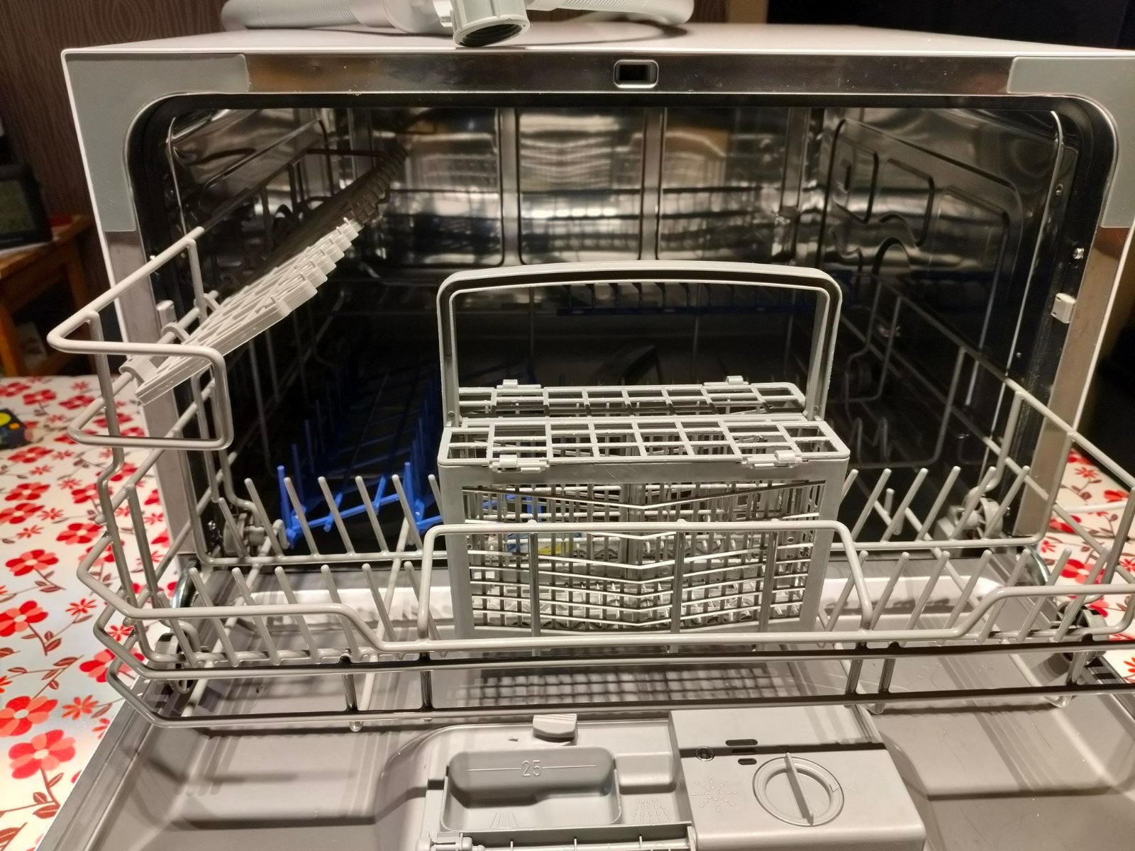 Kleine vaatwasser, ideaal voor 1 of 2 persoons-huishouden, Ophalen, Gebruikt, Minder dan 10 liter, Energieklasse A of zuiniger