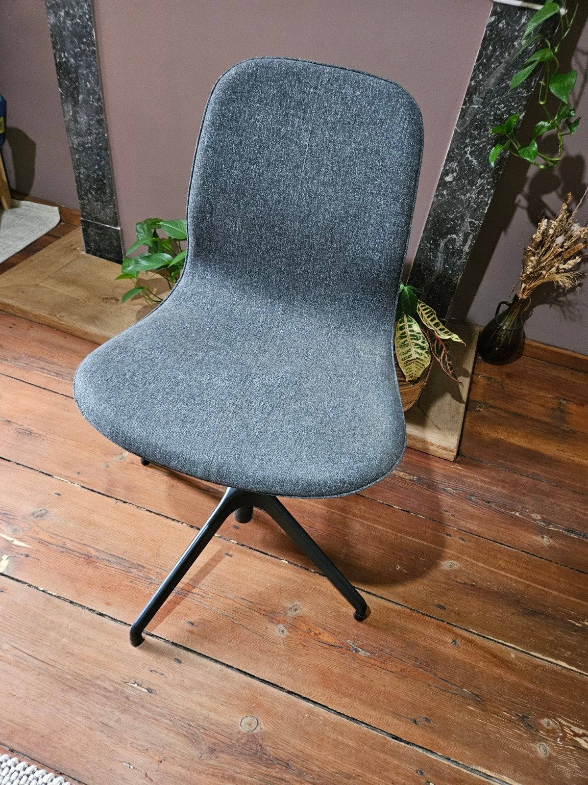 IKEA LÅNGFJÄLL bureaustoel donkergrijs met zwart onderstel, Maison & Meubles, Enlèvement, Utilisé, Gris, Chaise de bureau