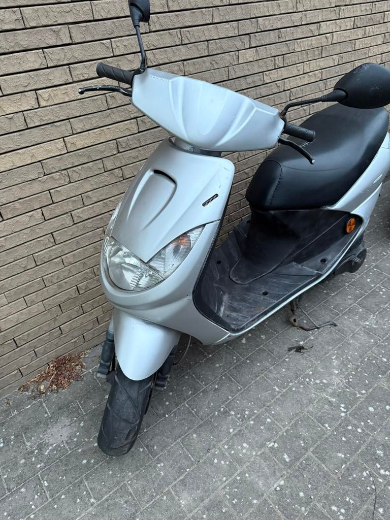 Peugeot Vivacity 50cc 2takt Scooter B klasse, Ophalen, Zo goed als nieuw, Uitlaat, Peugeot