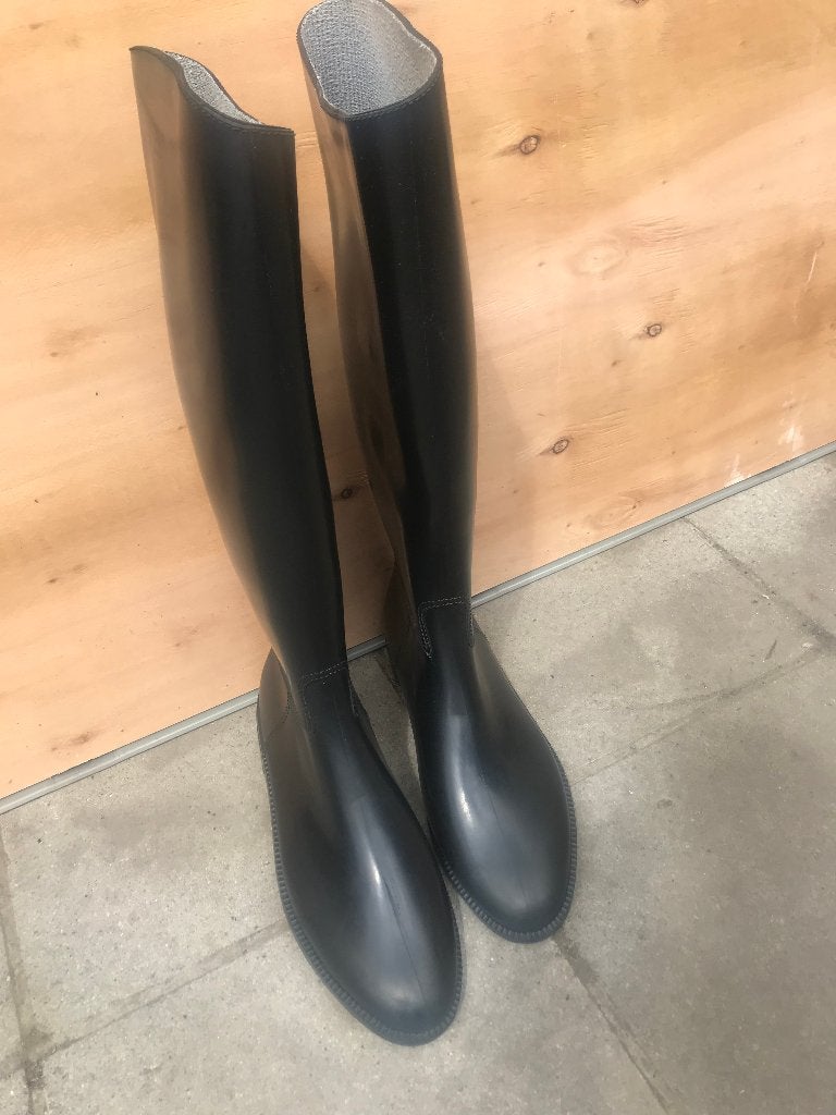 Zwarte Italiaanse regenlaarzen maat 42 ( vintage 80-90 ), Zwart, Regenlaarzen, Gedragen, Ophalen