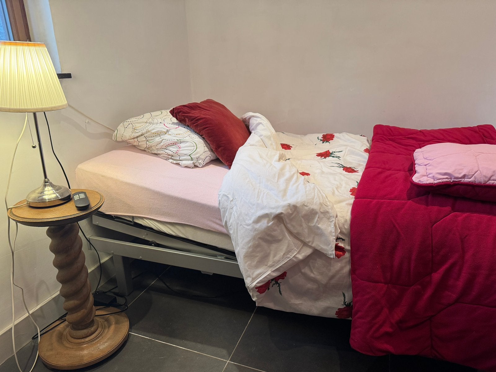 Elekrisch verstelbaar bed - Sleepy - nieuw, Ophalen, Zo goed als nieuw, Verstelbaar