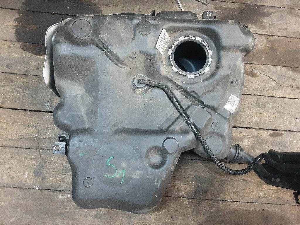 RESERVOIR CARBURANT Volkswagen Golf V (1K1) (1K0201022GM), Volkswagen, Volkswagen AG, Utilisé, Kundenbetreuung@volkswagen.de