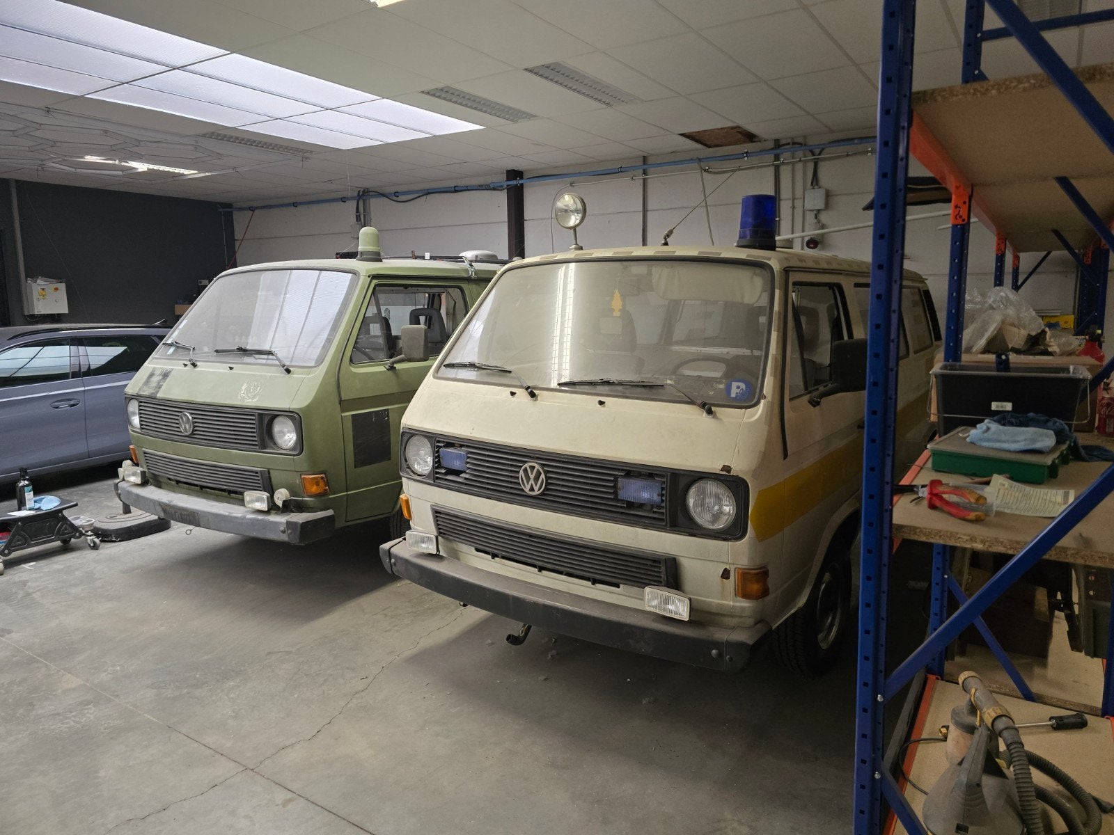 Volkwagen t3 (2x) ziekenwagen, Autos, Achat, Particulier, Transporter, 1900 cm³