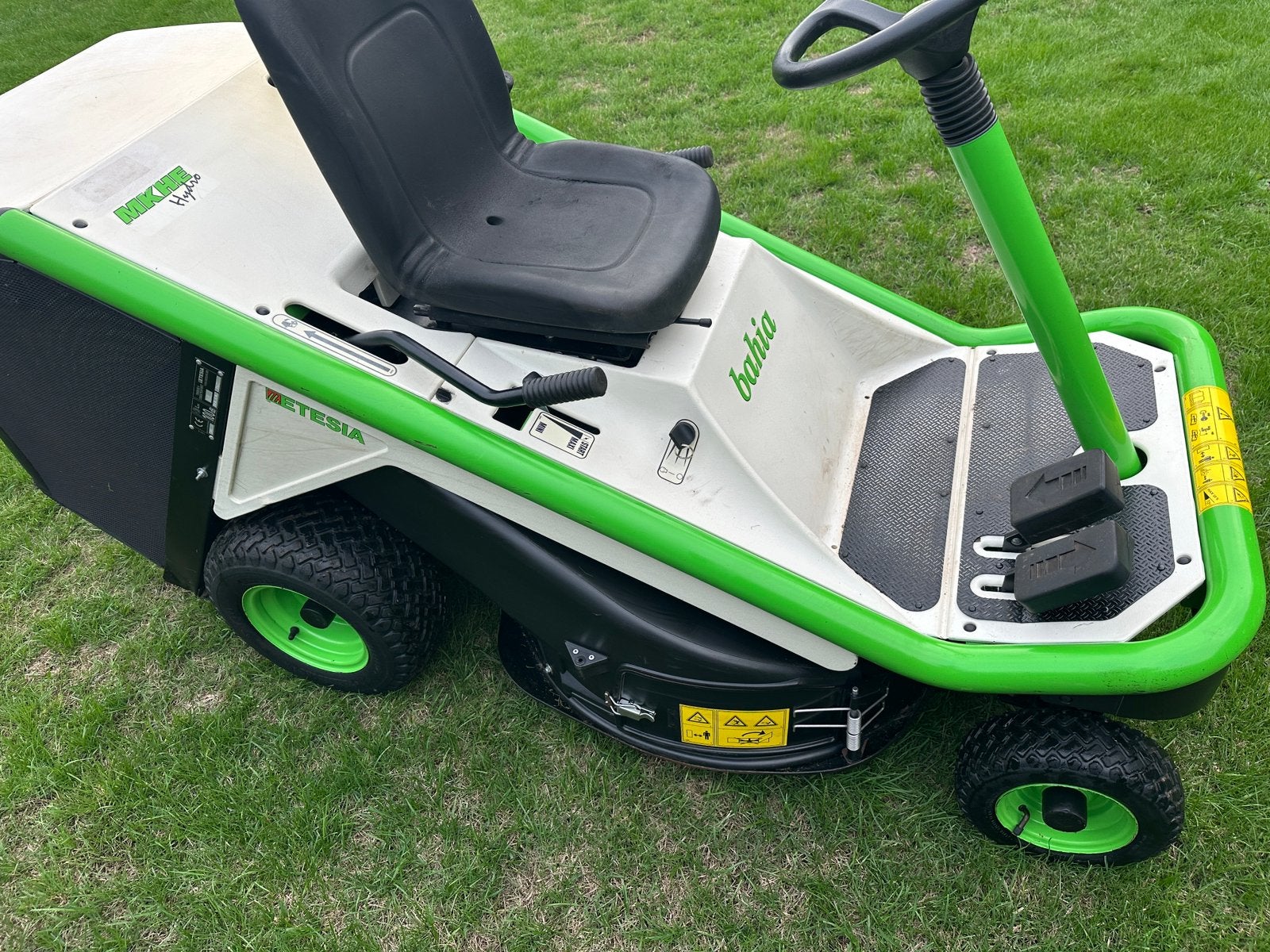 Zitmaaier Etesia bahia MKHE Kawasaki 2 cilinder, Tuin en Terras, Ophalen, Zo goed als nieuw