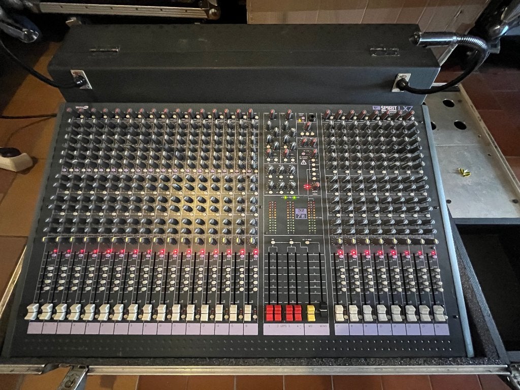 Soundcraft LX7, Musique & Instruments, Musiques & Instruments Autre, Enlèvement, Soundcraft, Info@audioxl.nl, HARMAN Professional Solutions 8500 Balboa Blvd. Northridge, CA 91329 USA