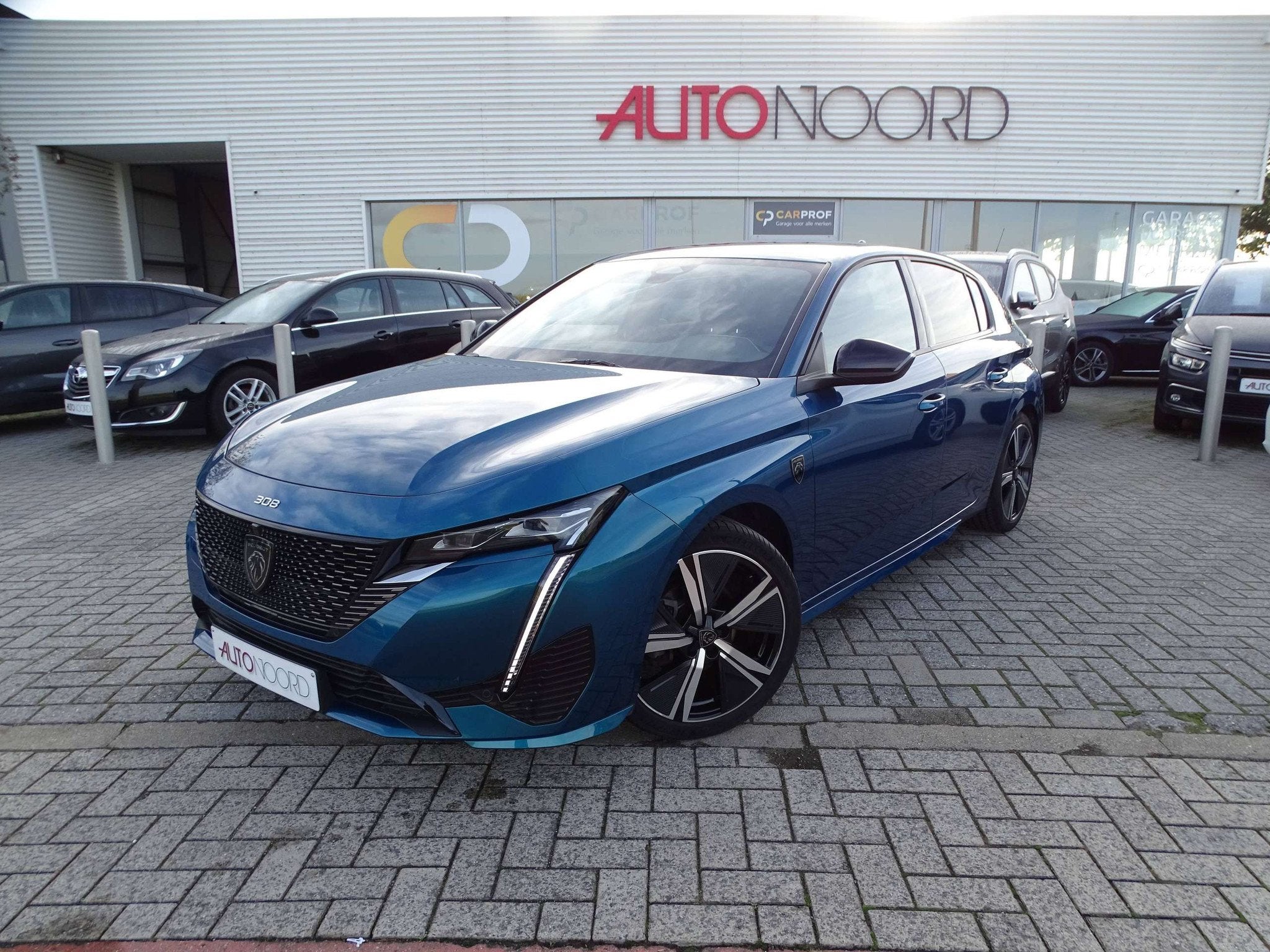 Peugeot 308 308 1.2 PureTech GT S (bj 2024, automaat), Auto's, Gebruikt, 1199 cc, Blauw, 1364 kg