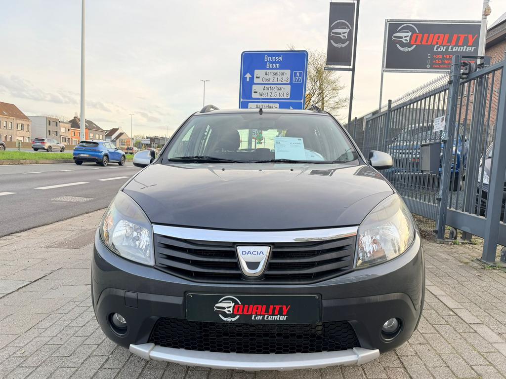Dacia Sandero Stepway 2011 125000km 1.6i Airco 1st eigenaar, Auto's, Voorwielaandrijving, 4 cilinders, 62 kW, Bedrijf