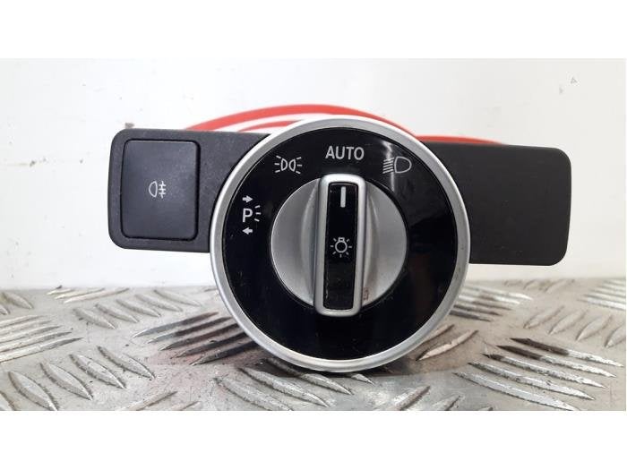 Commutateur lumière d'un Mercedes B-Klasse, 3 mois de garantie, Utilisé, -, -