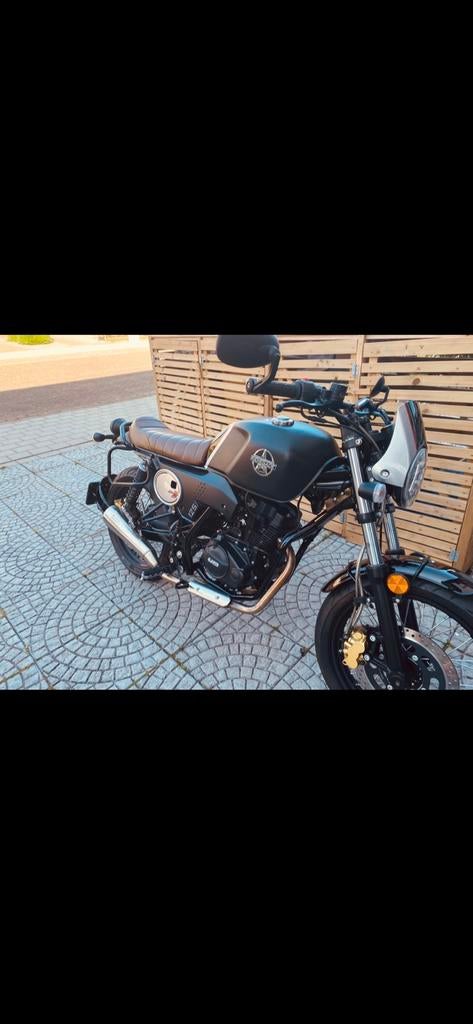UM Renegade 125 cc, Motoren, Ophalen