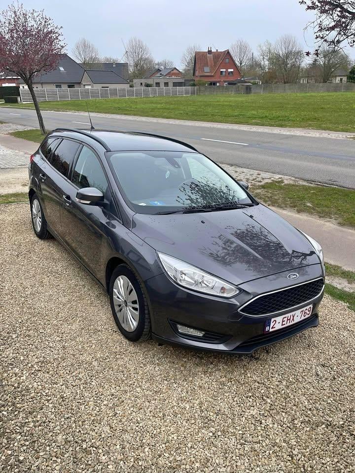 Te koop Ford Focus 2015- Diesel goed onderhouden prijs €7000, Autos, Focus, Achat, Diesel, Particulier