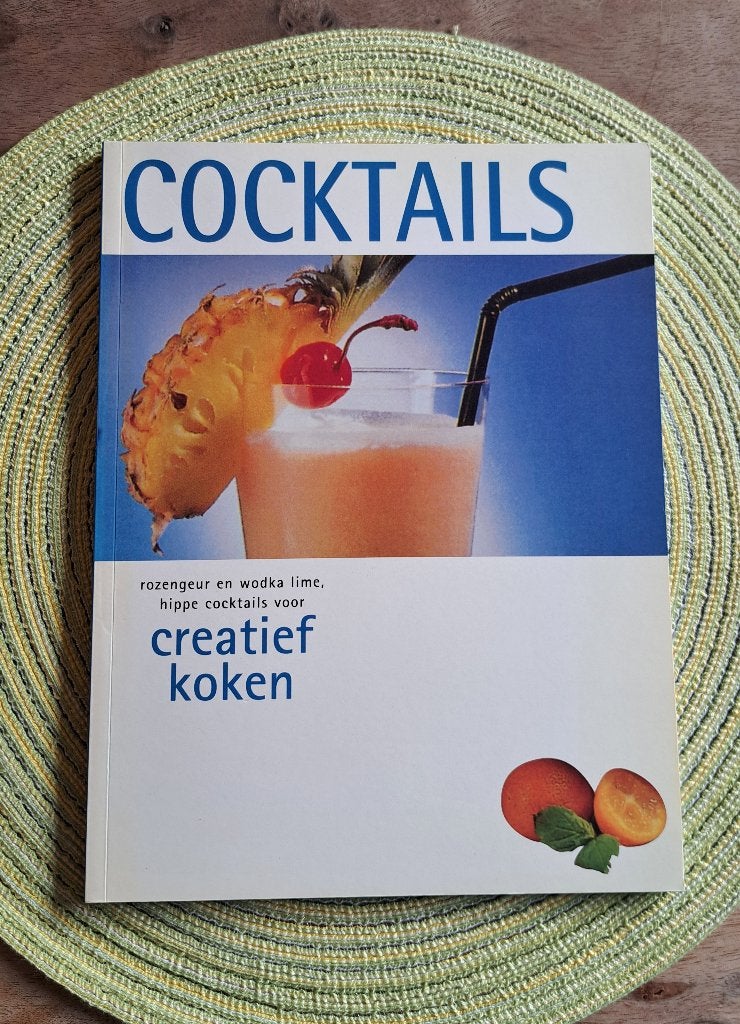 Cocktails - Hippe cocktails voor creatief koken, Livres, Enlèvement ou Envoi, Utilisé