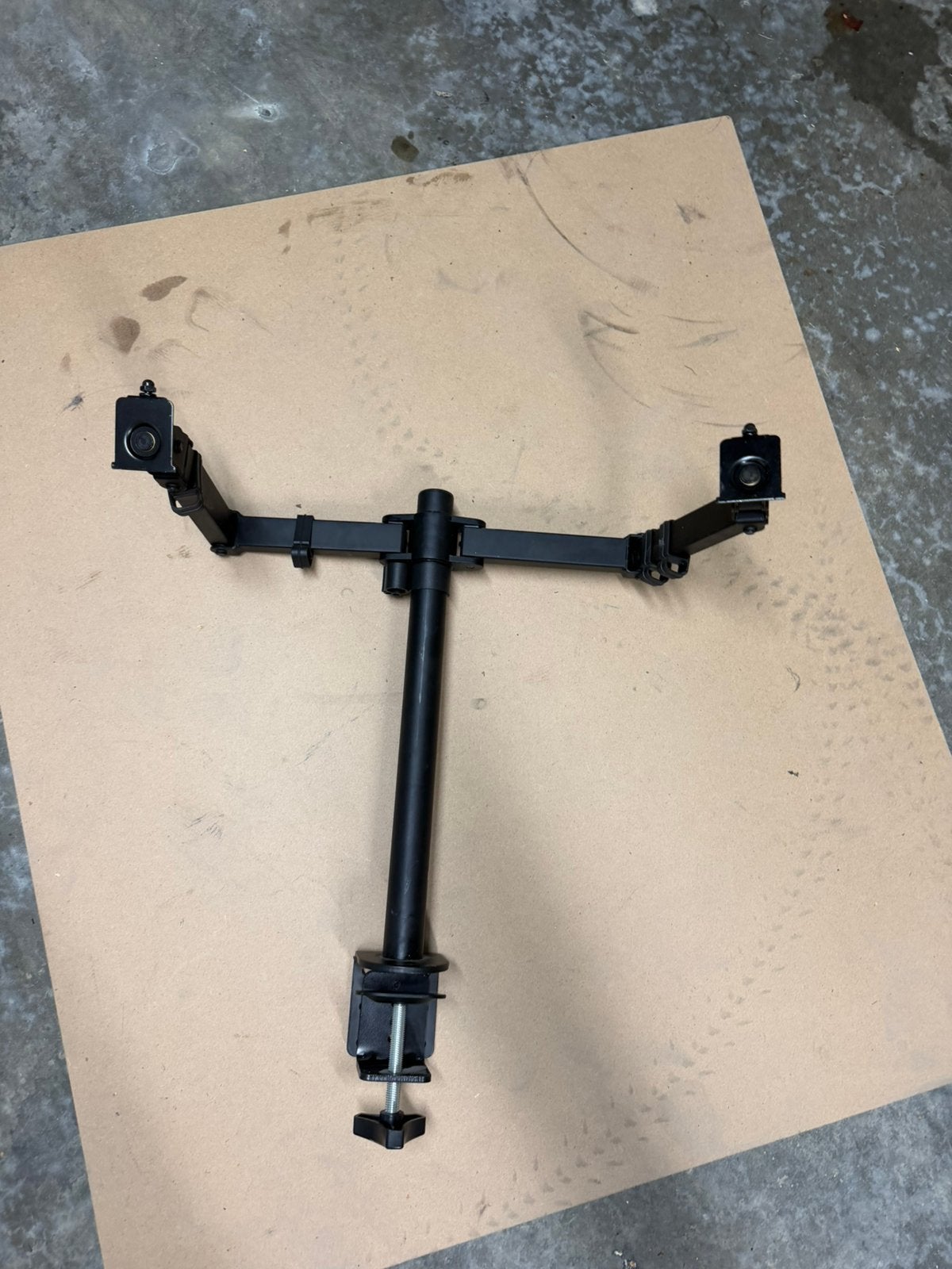 Monitor arm, Computers en Software, Ophalen, Zo goed als nieuw
