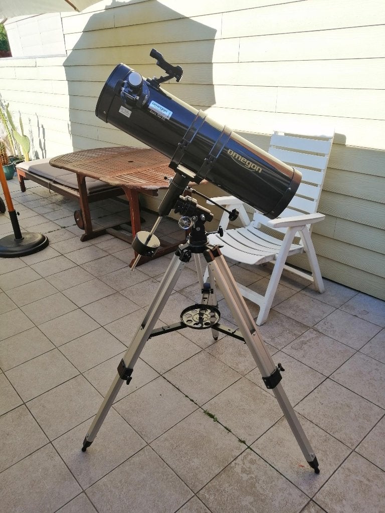 Télescope Omegon N 150/750 EQ-3, Télescope réflecteur (miroirs), Comme neuf, Avec trépied, Enlèvement