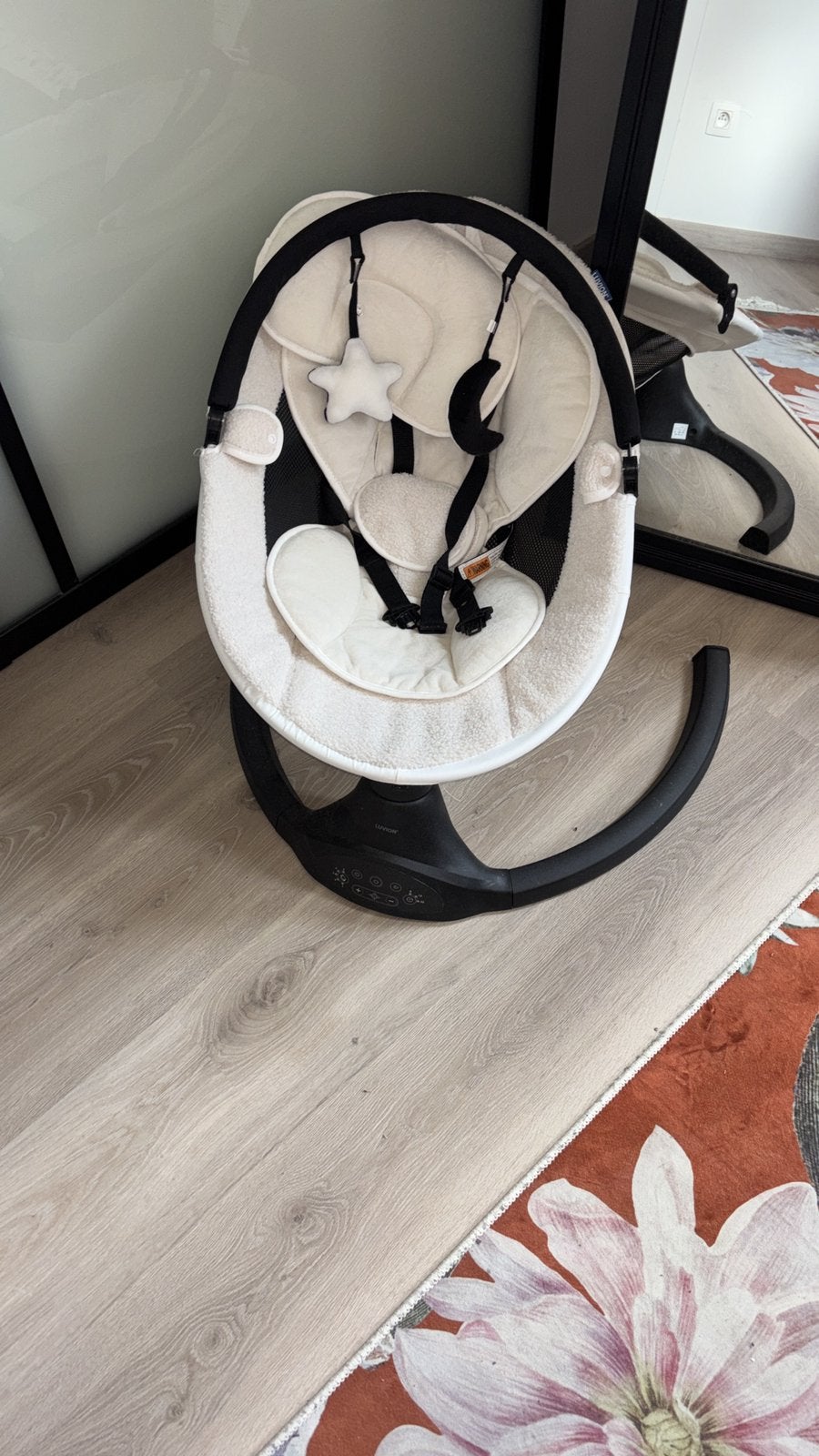 Luvion electrische wipstoel, Ophalen, Zo goed als nieuw, Wipstoel
