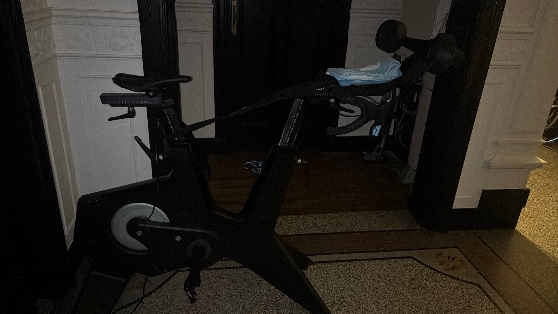 Tacx neobike 2, Ophalen, Zo goed als nieuw
