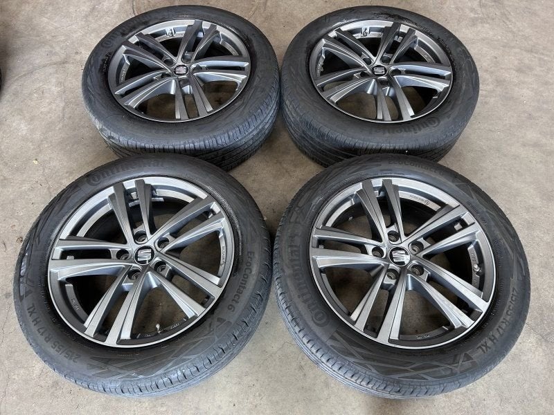 17 inch originele velgen + zomerbanden Seat Ateca, Autos : Pièces & Accessoires, Pneus et Jantes, 215 mm, Pneus été, -