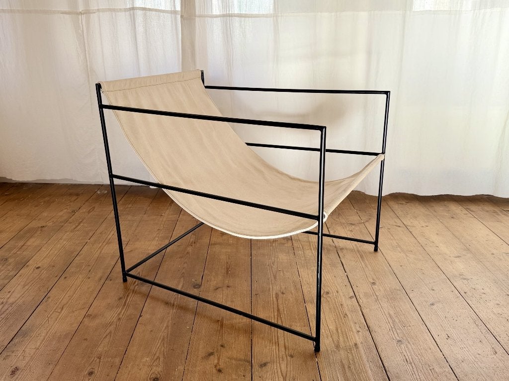 Fauteuil design — Cuir sur structure en acier noir, Moins de 75 cm, Comme neuf, Enlèvement, 50 à 75 cm