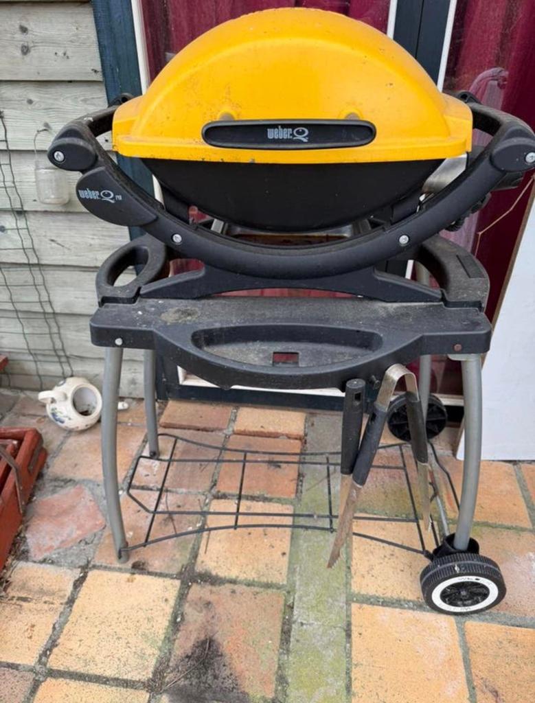 Weber elektrische bbq met verrijdbaar onderstel igst, Ophalen, Gebruikt
