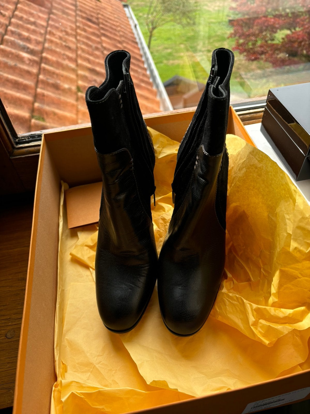 Boots tods noirs pointure 38,5 jamais portes, Envoi, Comme neuf