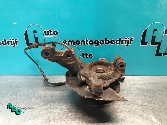 Joint avant gauche d'un Renault Twingo (Twingo 07-), Renault, -, 3 mois de garantie, Utilisé