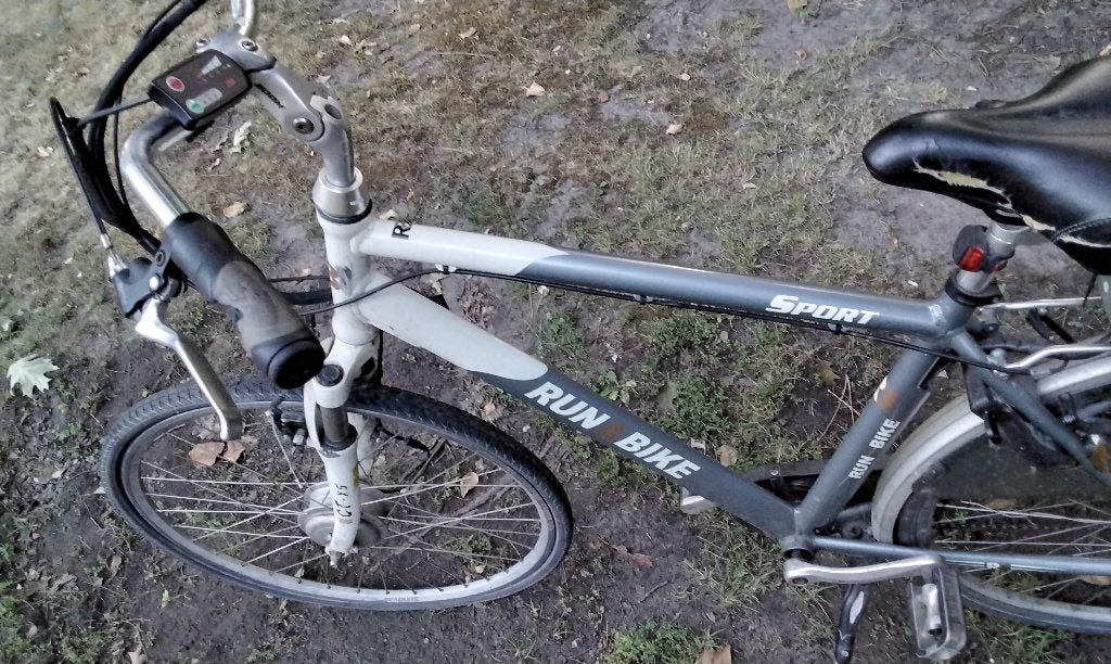 E bike dames en heren zelfde merk samen 50 eur nu ophalen, Ophalen