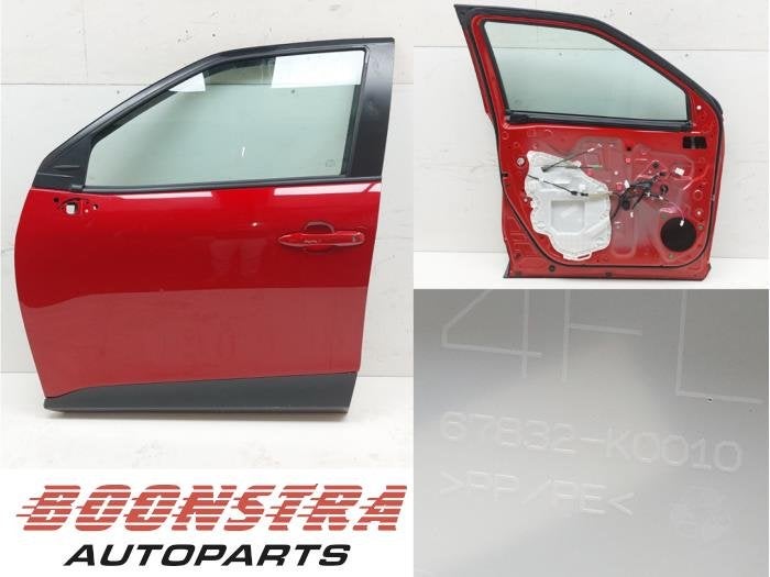 Portier 4Deurs links-voor van een Toyota Yaris Cross (Yaris, Gebruikt, -, Deur, -