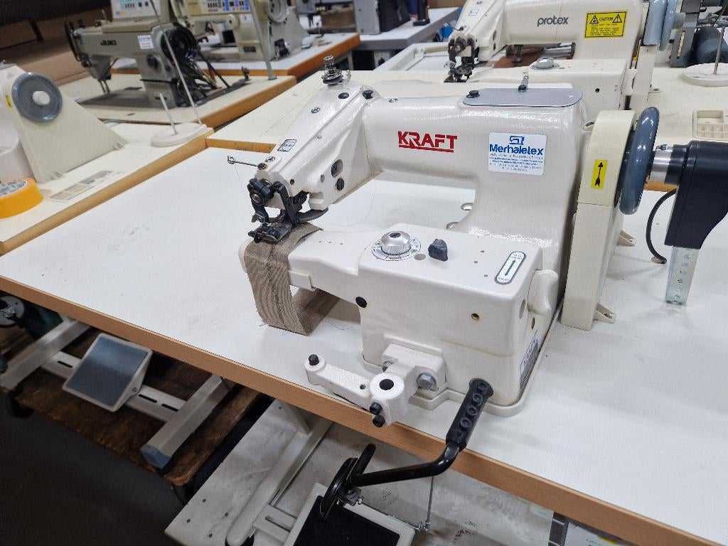 Krafft 101 Blindzoom Machine – LET OP: NIET GECONTROLEERD, Hobby en Vrije tijd, Naaimachines en Toebehoren, Gebruikt, Accessoires