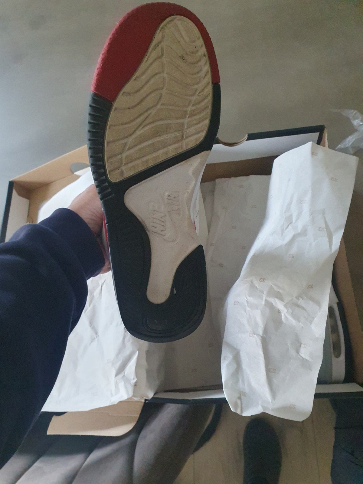 Nike air Jordan Max Aura5 maat 45, Ophalen, Nieuw, Schoenen