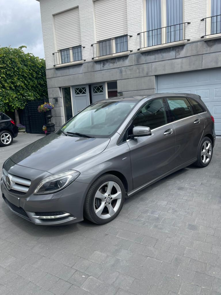 Mercedes B180 Cdi, Autos, Achat, Entreprise, Boîte manuelle, Noir