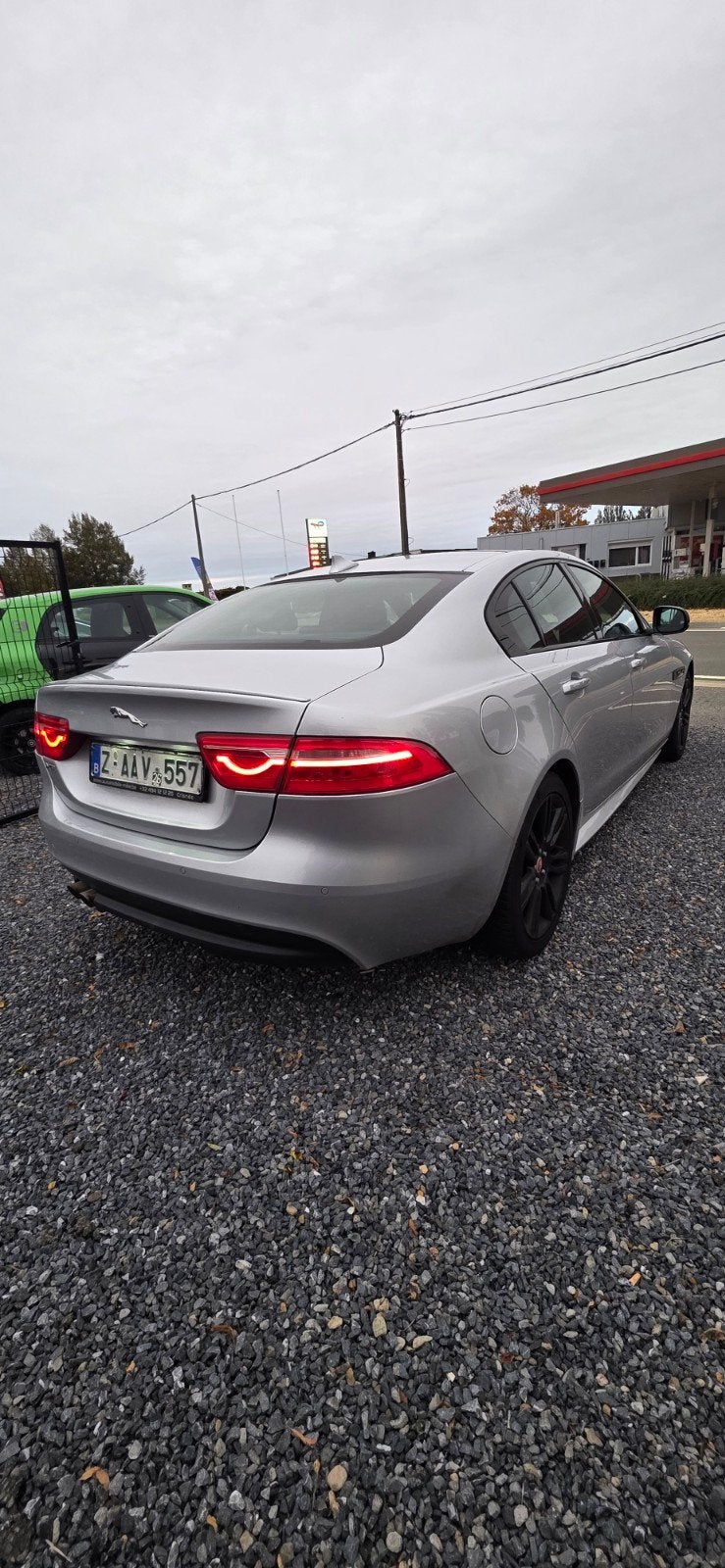 jaguar xe Full R 2015 boite automatique, Auto's, https://public.car-pass.be/vhr/f2ce4c49-36ab-4ce6-b81e-763b8ec90021, Bedrijf