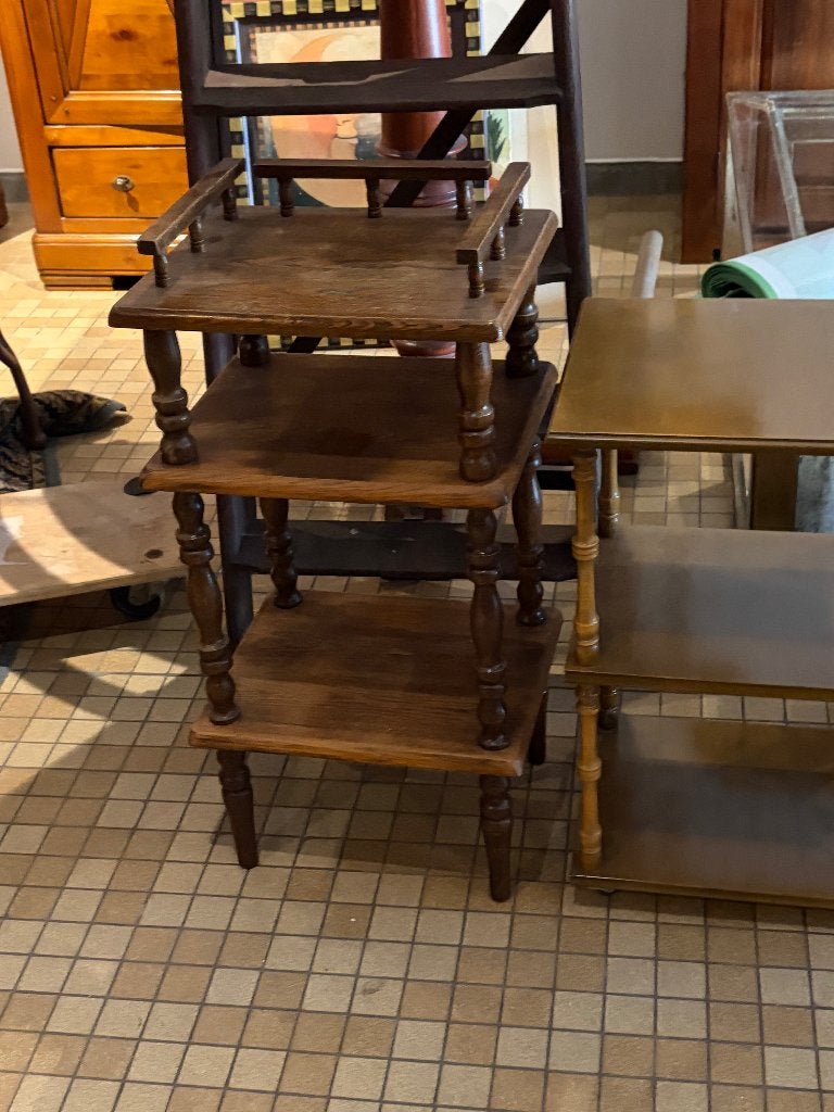 Vintage Eiken Etagère / Bijzettafel met 3 Niveaus, Minder dan 55 cm, Info@denekster.com, Weet ik niet, Ophalen of Verzenden
