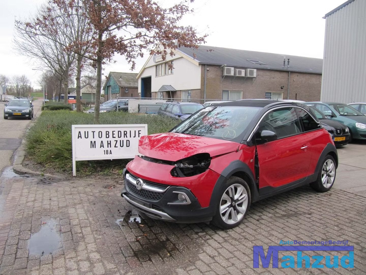 OPEL ADAM ROCKS compleet interieur zwart leer, Opel Automobile GmbH, Opel, Bahnhofsplatz 1
65423  Russelsheim am Main, DE, Kontakt@opel-infoservice.de