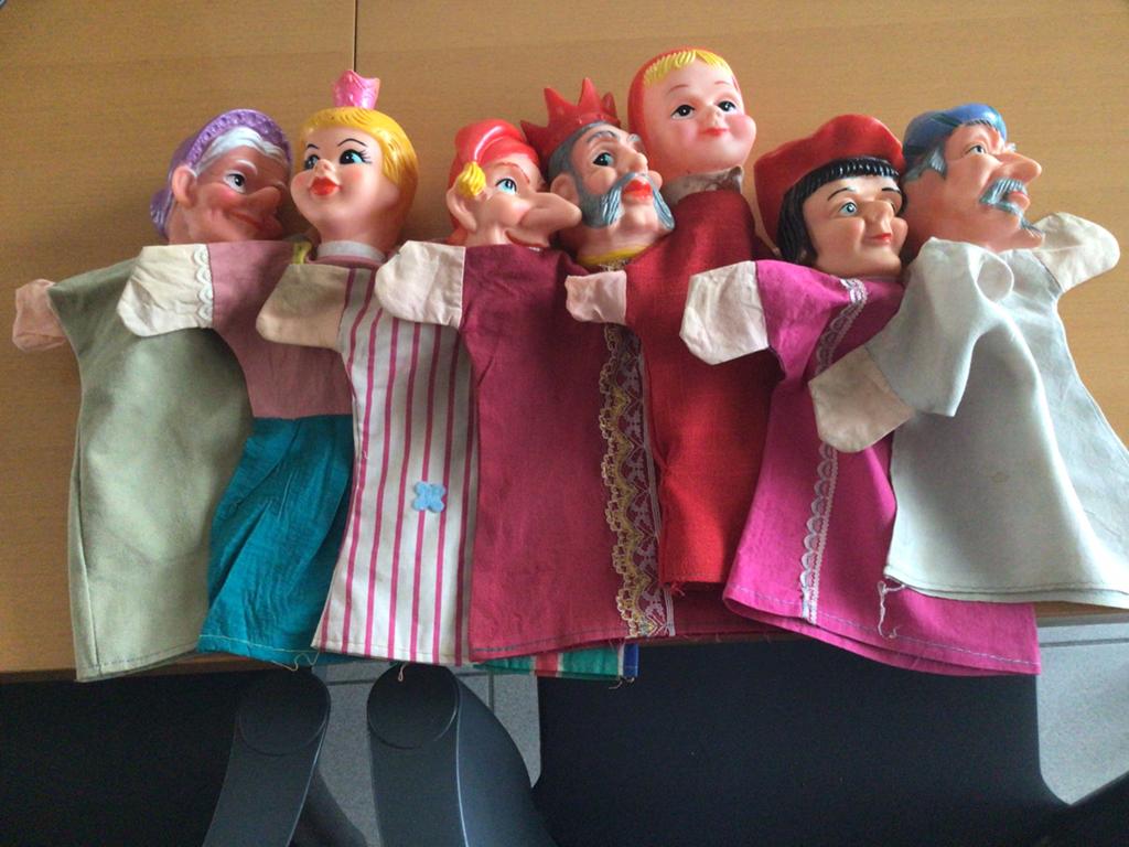 7 poppenkastpoppen, Ophalen of Verzenden, Gebruikt, Overige typen