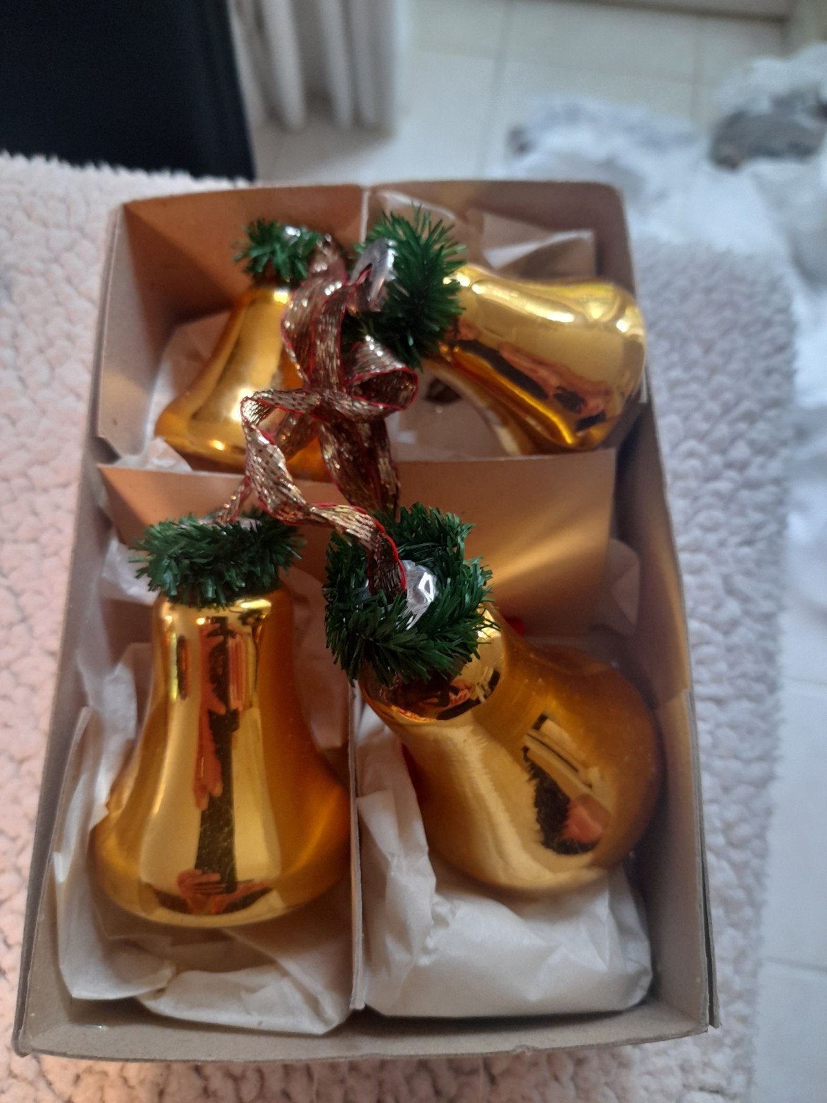 vieilles boules de Noël, Enlèvement ou Envoi