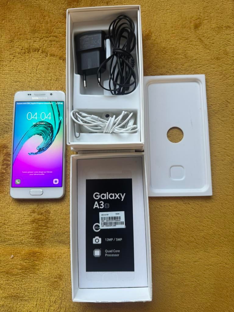Samsung Galaxy A3 16 Go complet peu servi ., Télécoms, Enlèvement ou Envoi, Autres couleurs, 3 à 6 mégapixels, Comme neuf