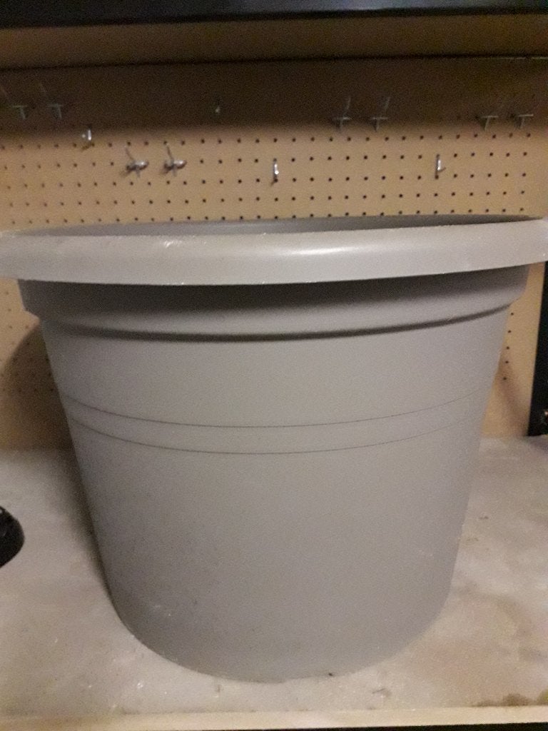 CACHE POT, Enlèvement, Utilisé, Synthétique