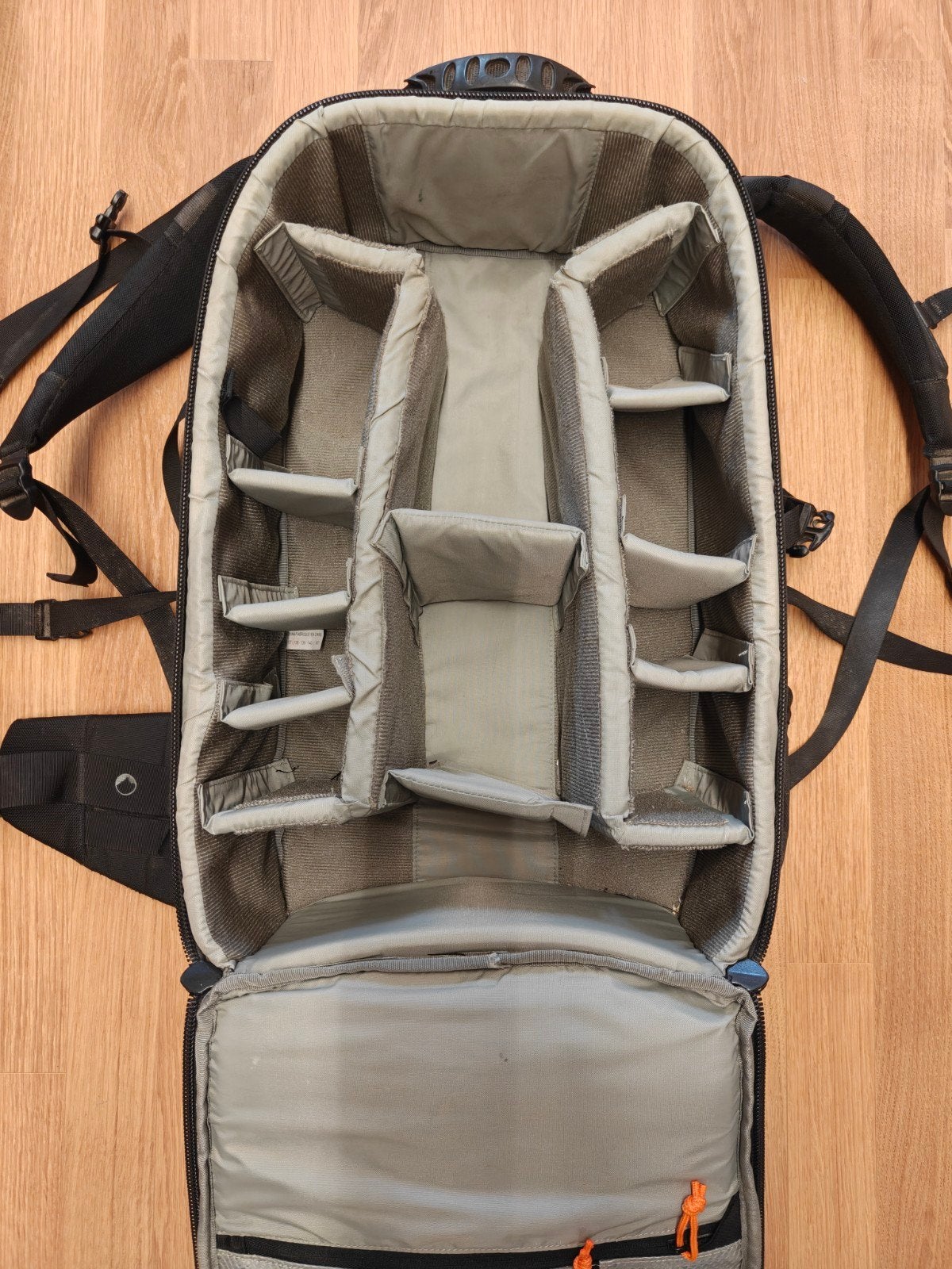 Lowepro Vertex 300 AW Camerarugzak – Premium & Ruim, Ophalen