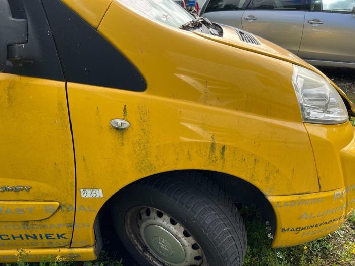 Scherm rechts-voor van een Citroen Jumpy (EBS), Gebruikt, -, Ophalen of Verzenden, -