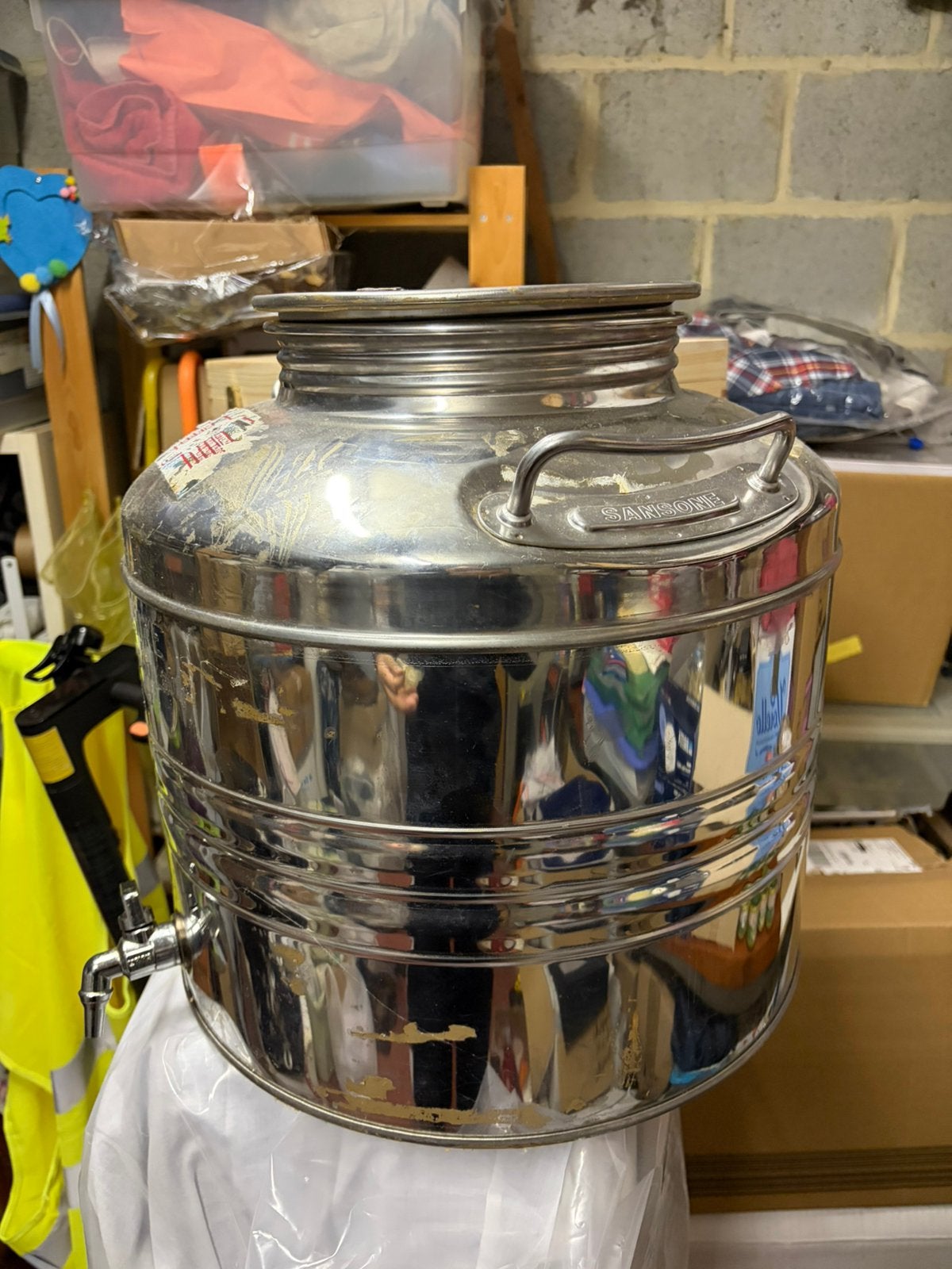 Bidon Sansone en acier inoxydable avec robinet., Enlèvement, Utilisé, Inox