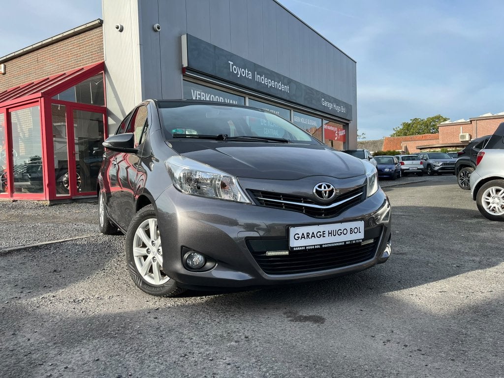 Toyota Yaris 1,3 l automatique + garantie, Achat, Entreprise, 5 portes, 5 places