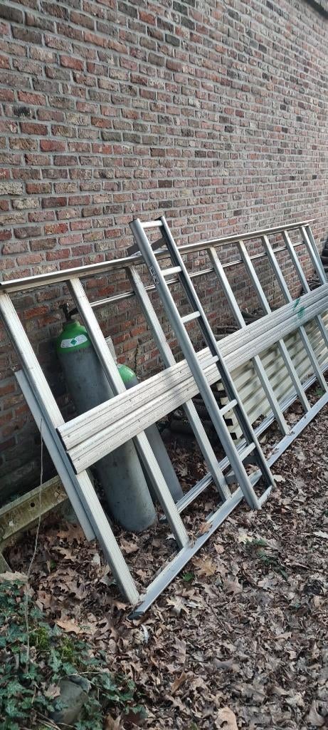 dakdrager iveco, Ophalen, Zo goed als nieuw