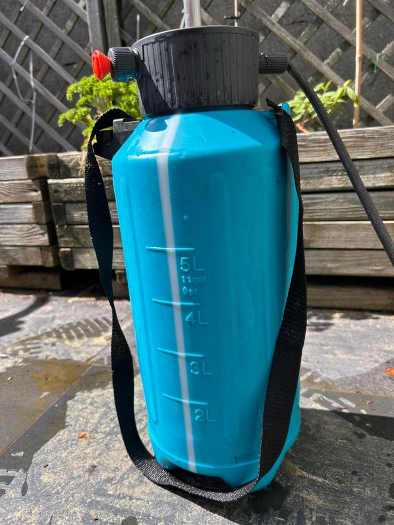 5L drukspuit van Gardena., Tuin en Terras, Tuinsproeiers, Ophalen of Verzenden, Zo goed als nieuw