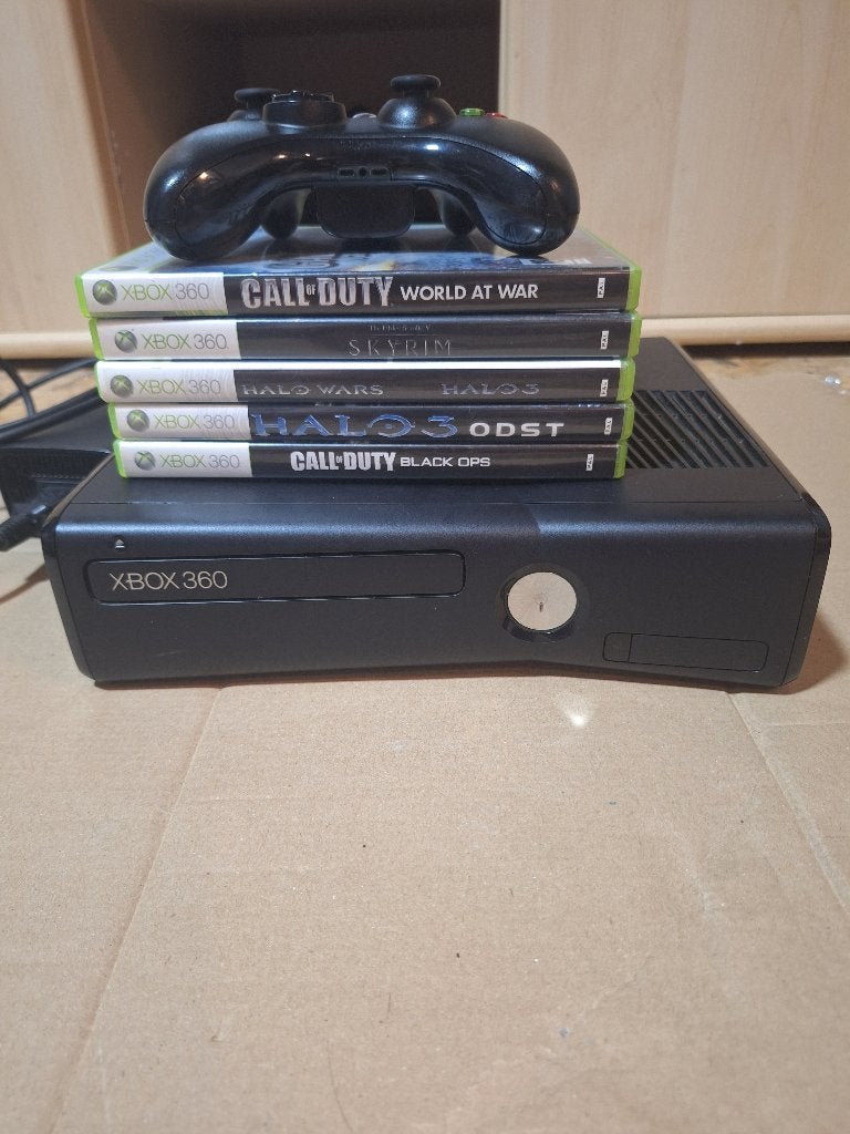 Xbox 360 S + controller + HDMI + 8 games – alles werkt, Games en Spelcomputers, Games | Xbox 360, Ophalen, Overige genres, Refurbished