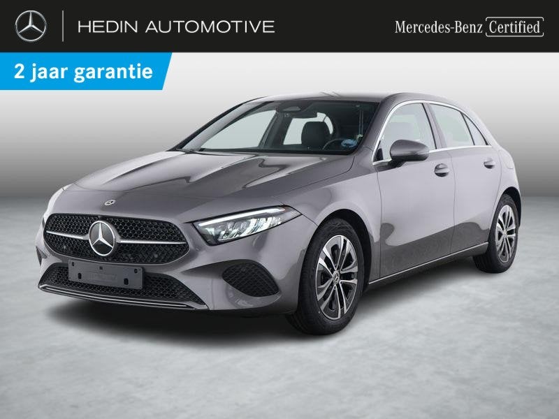 Mercedes-Benz A-Klasse 200 D Hatchback Luxury Line | Smartph, Achat, Entreprise, Noir, 5 portes