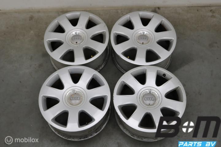 Originele 16 inch lichtmetalen velgen Audi A4 8E 8H0601025E, Auto-onderdelen, Banden en Velgen, Gebruikt, Velg(en), 16 inch, Personenwagen