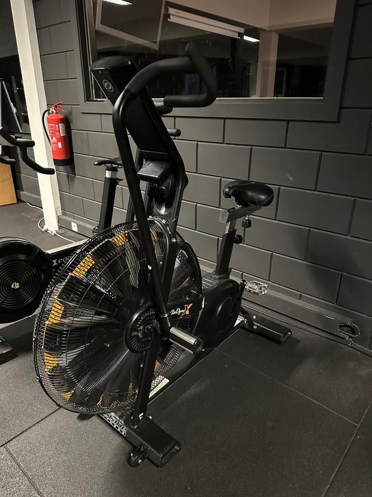 Air Bike, Sport en Fitness, Ophalen, Zo goed als nieuw