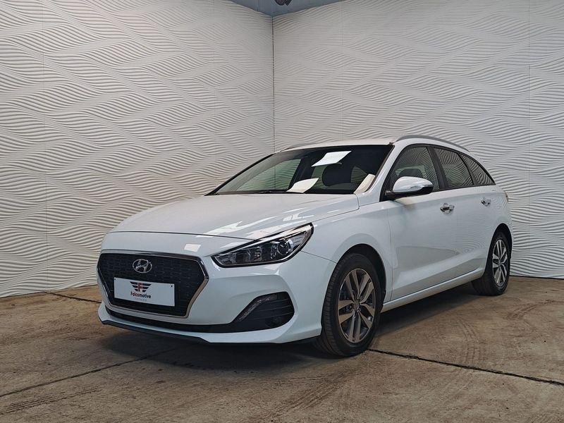 Hyundai i30 1.4 T-GDi*AUT*CARPLAY*CAMERA*BREAK*, Autos, Hyundai, Entreprise, Achat, i30, ABS, Alarme, Android Auto, Apple Carplay